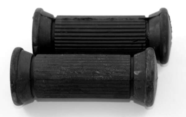 RUBBERS - PASSENGER FOOTREST RUBBERS - SMALL BORE - 1962-ON (PR)